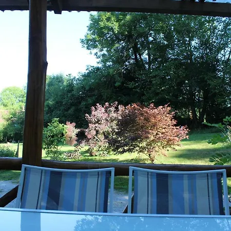 Camping La Chevauchee Bussiere-Dunoise Exterior photo